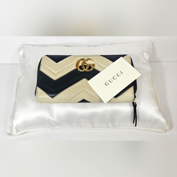 Gucci: Marmont Leather Continental Chevron, Black & White Wallet - Picture 3 of 12